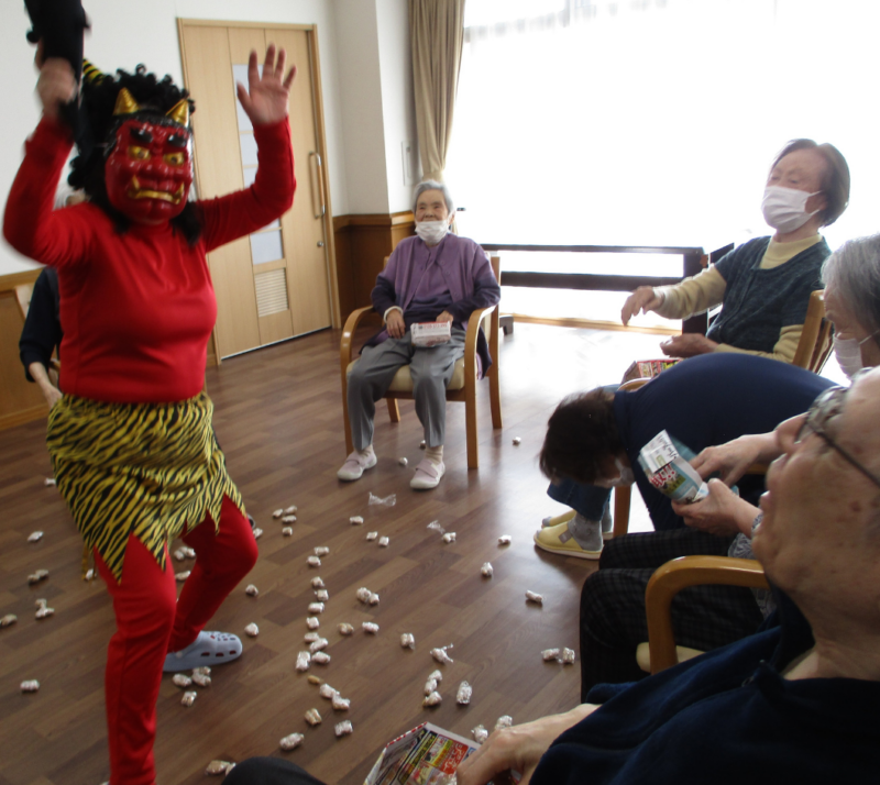 鬼は外、福は内